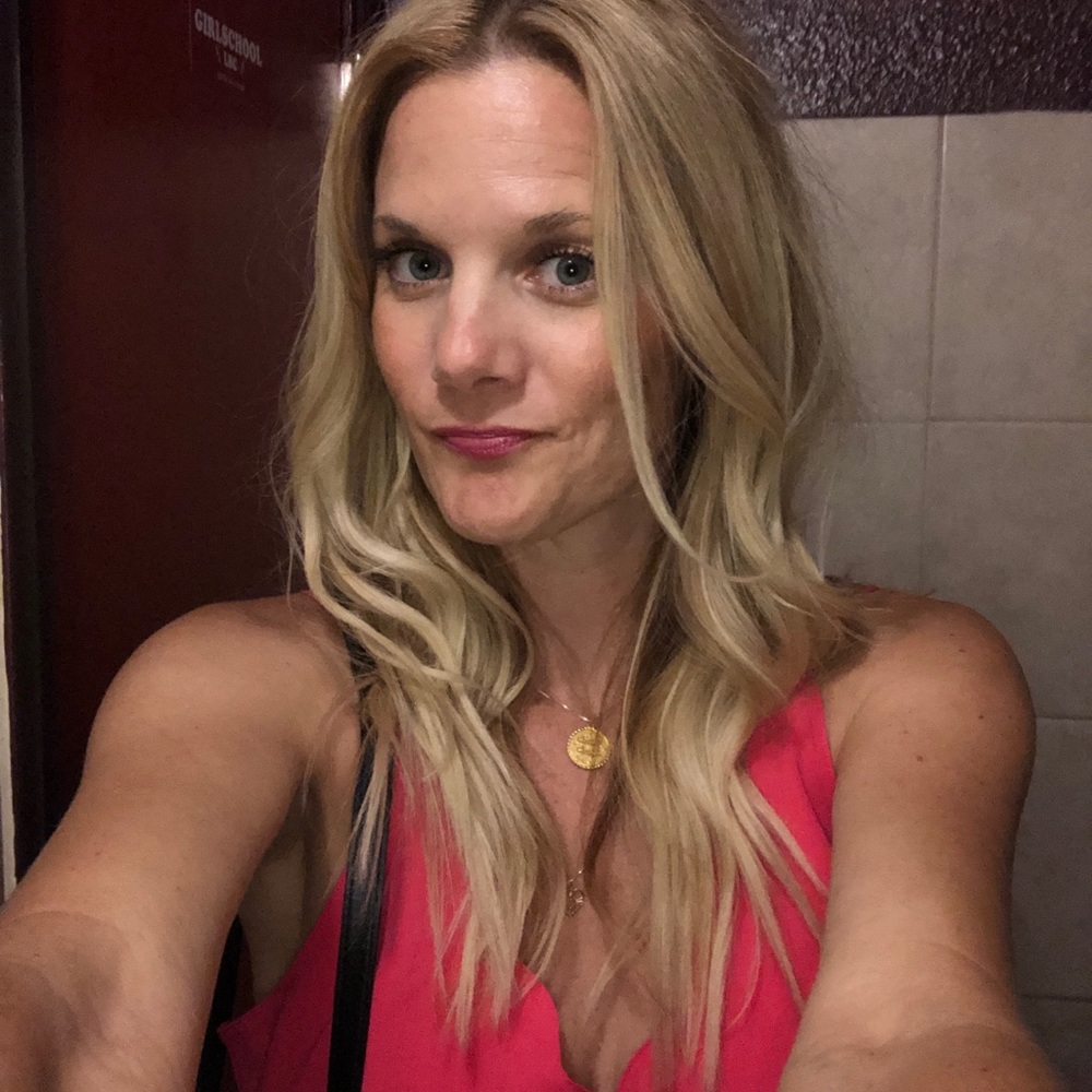Meet your Posher, Jennifer